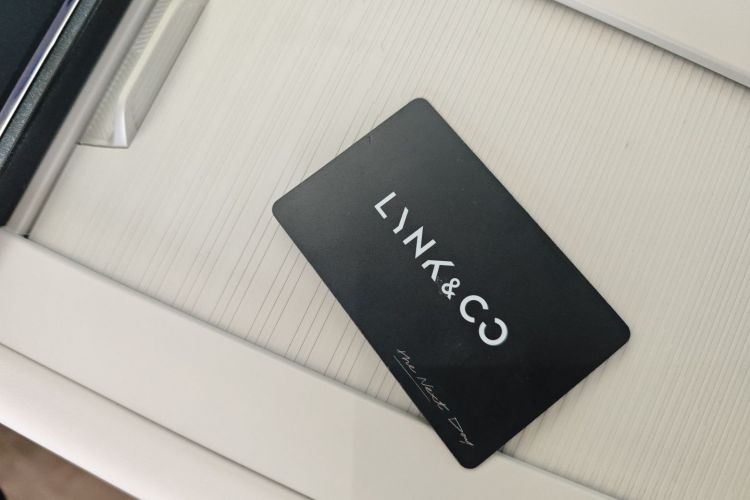 领克07 2024款 EM-P 126长续航 Ultra中控内饰11