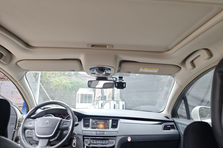 标致508 2013款 2.0L 两周年纪念 自动智享版中控内饰22