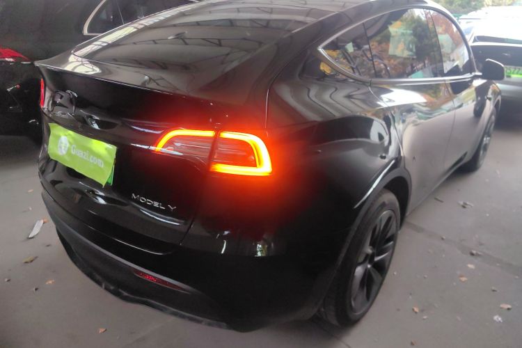 特斯拉 Model Y 2023款 长续航全轮驱动版车身外观6003