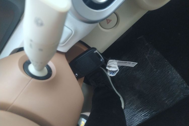 五菱汽车 宏光MINIEV 2024款 第三代 215km 青春版中控内饰11