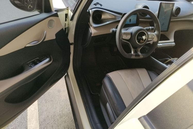 比亚迪 海豚 2024款 荣耀版 420km 自由版中控内饰20