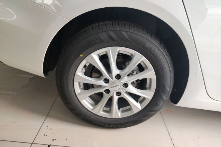 荣威i5 2023款 1.5L CVT豪华版车身外观6008