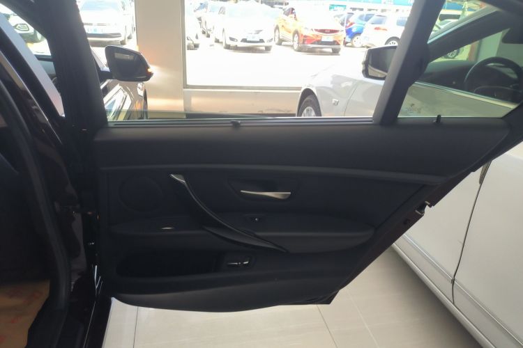 宝马3系 2016款 316Li 时尚型中控内饰7006