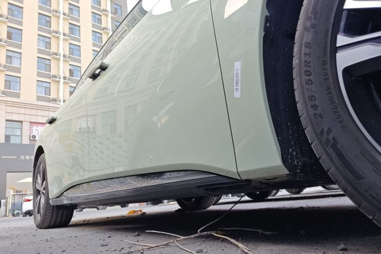 红旗EH7 2024款 690 Pro局部细节9001