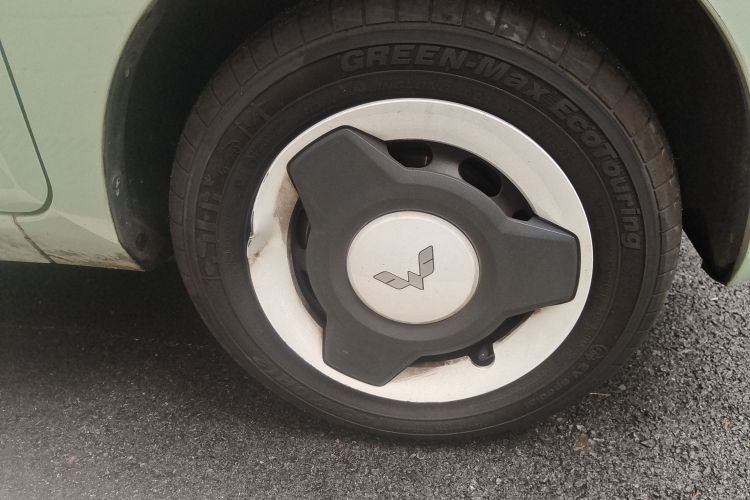 五菱汽车 宏光MINIEV 2021款 马卡龙时尚款 磷酸铁锂车身外观10