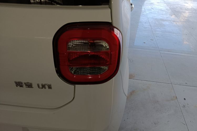 凌宝汽车 凌宝uni 2025款 微甜版 11.52kWh车身外观9