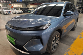 吉利银河 银河星舰7 EM-i 2025款 120km 领航版