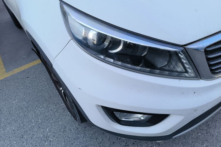 起亚 智跑 2015款 2.0L 自动两驱版GLS车身外观8