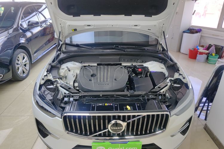 沃尔沃XC60 2024款 B5 四驱智远豪华版机舱底盘24