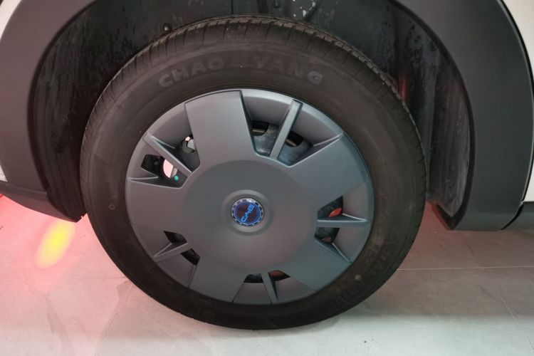 比亚迪 海鸥 2025款 305km 活力版车身外观6008