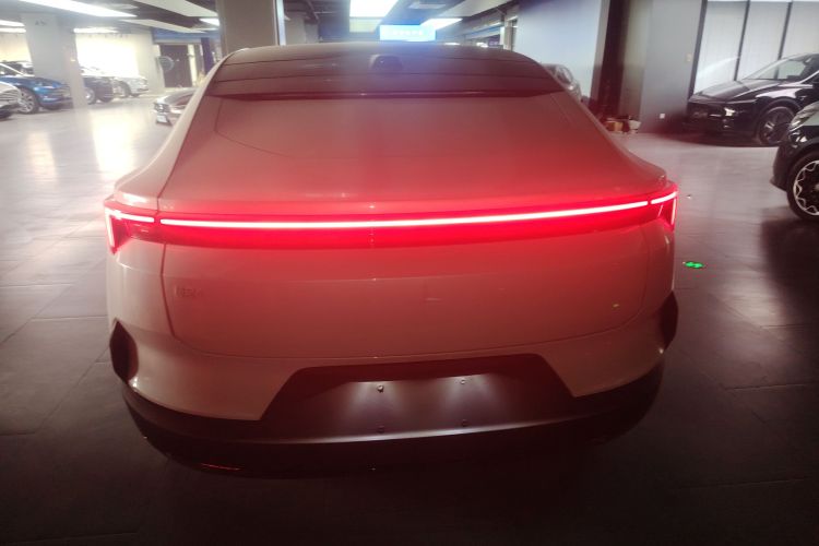 Polestar极星 Polestar 4 2024款 单电机标准续航PLUS 双星互联版车身外观6004