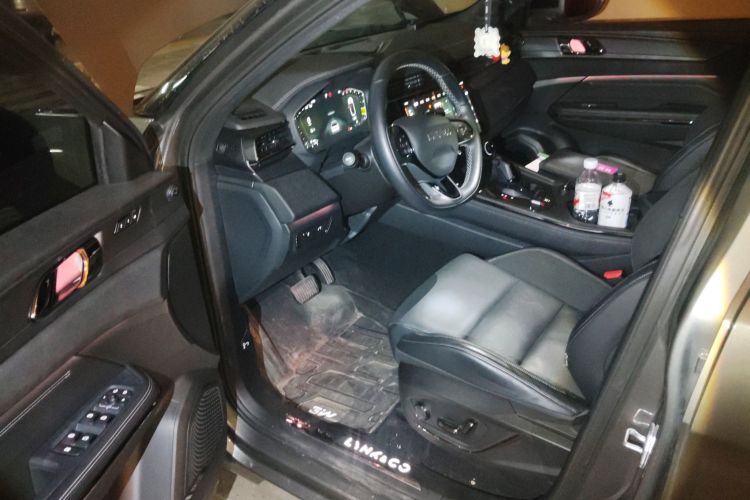 领克01 2021款 2.0TD 四驱劲Halo中控内饰20