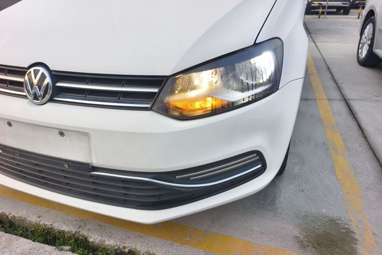 大众 Polo 2016款 1.4L 手动风尚型局部细节36