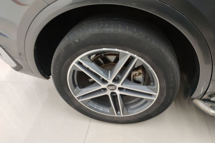 奥迪Q5L Sportback 2021款 40 TFSI 时尚型车身外观6008