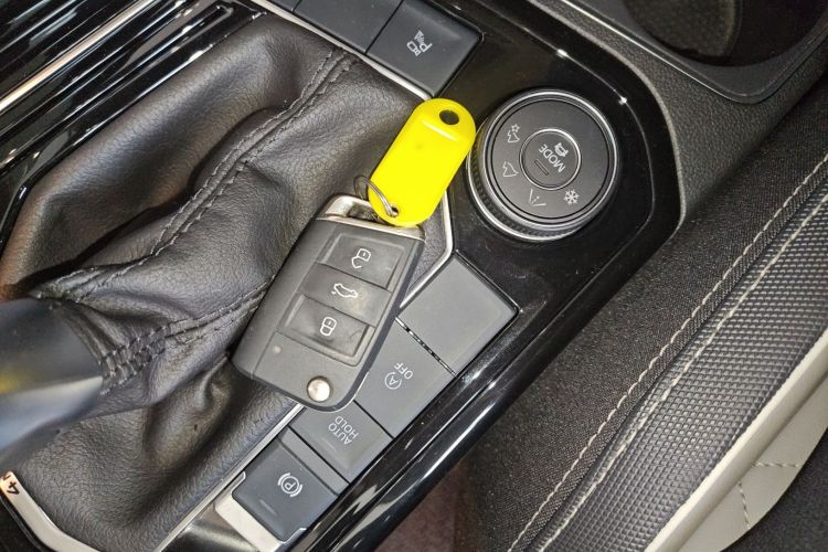 大众 探岳 2023款 改款 380TSI 四驱R-Line高能版中控内饰11