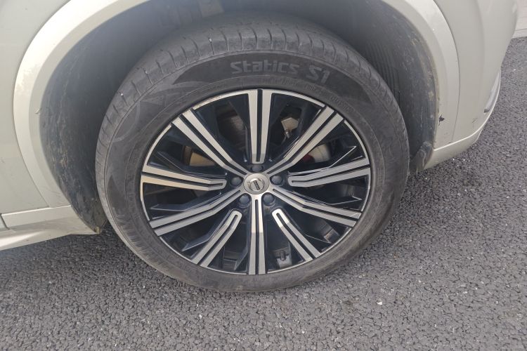 沃尔沃XC90 2020款 T5 智行豪华版 7座车身外观10