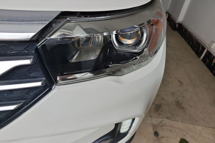 广汽传祺 传祺GS4 2017款 235T G-DCT两驱精英版局部细节36