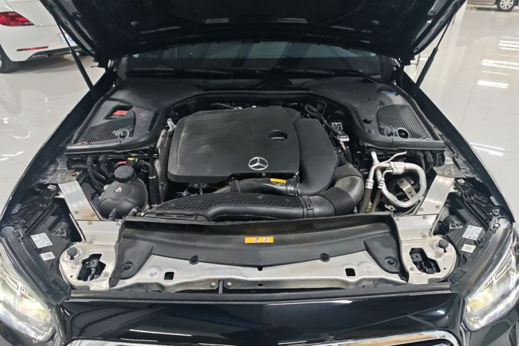 奔驰E级 2023款 E 260 L局部细节24