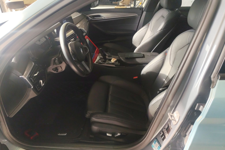 宝马5系(进口) 2018款 525i M运动套装局部细节19