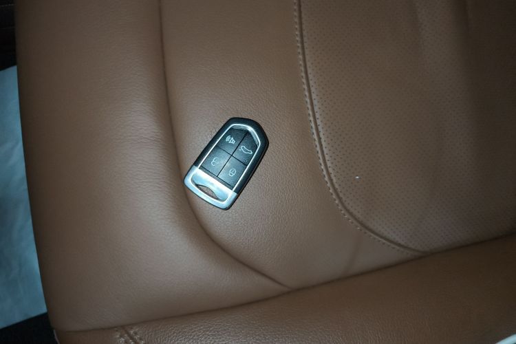 宝沃BX7 2016款 28T 两驱精英版 5座中控内饰7001