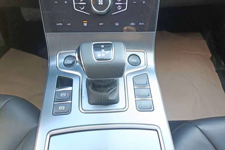 红旗H5 2022款 经典款 改款 1.5T DCT旗韵版局部细节18