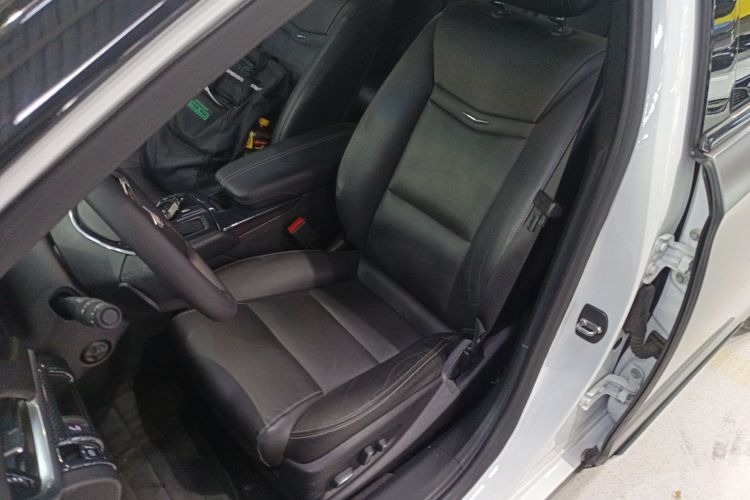 凯迪拉克XTS 2018款 28T 精英型局部细节19