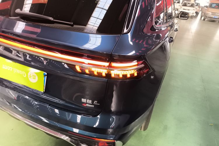 吉利汽车 星越L 2021款 2.0TD 高功自动四驱旗舰型车身外观9