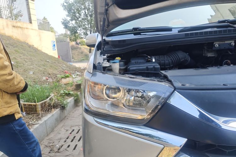 江淮瑞风 瑞风M4 2020款 2.0CTI 柴油 手动劲享型 国VI车身外观8