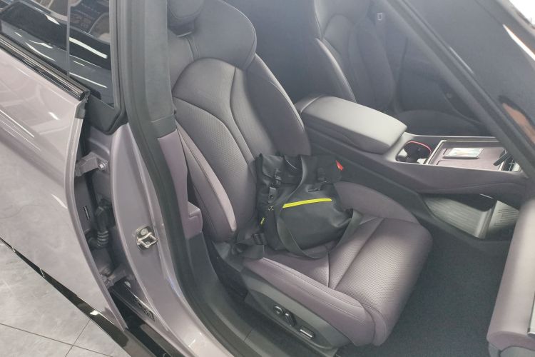 小鹏P7 2025款 702 长续航 Ultra局部细节41