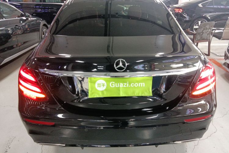 奔驰E级 2017款 E 200 运动型 4MATIC车身外观6