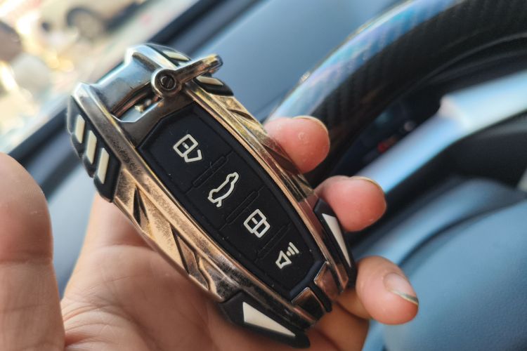 哈弗H6 2022款 第三代 1.5T 自动两驱Pro中控内饰11