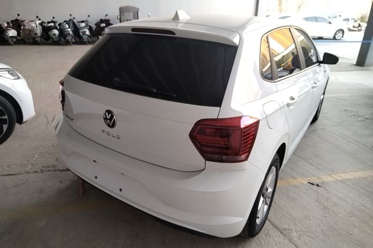 大众 Polo 2023款 改款 Plus 1.5L 自动纵情乐活版车身外观7