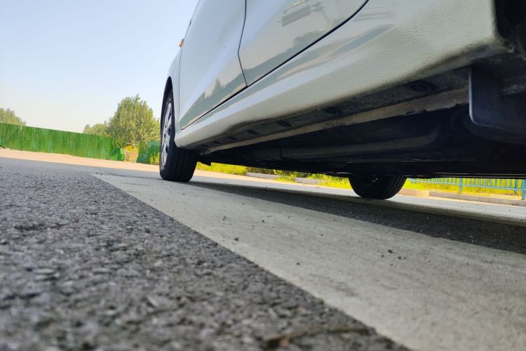 现代 瑞纳 2020款 1.4L 手动GL焕新版局部细节9002