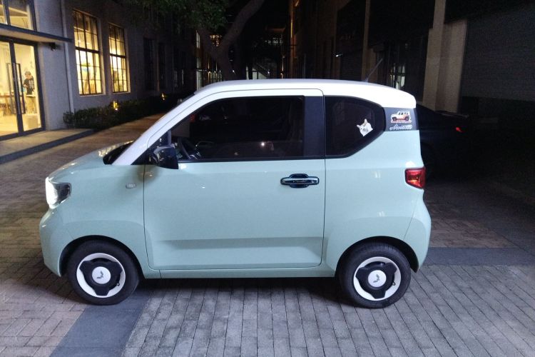 五菱汽车 宏光MINIEV 2021款 马卡龙臻享款 三元锂车身外观6003