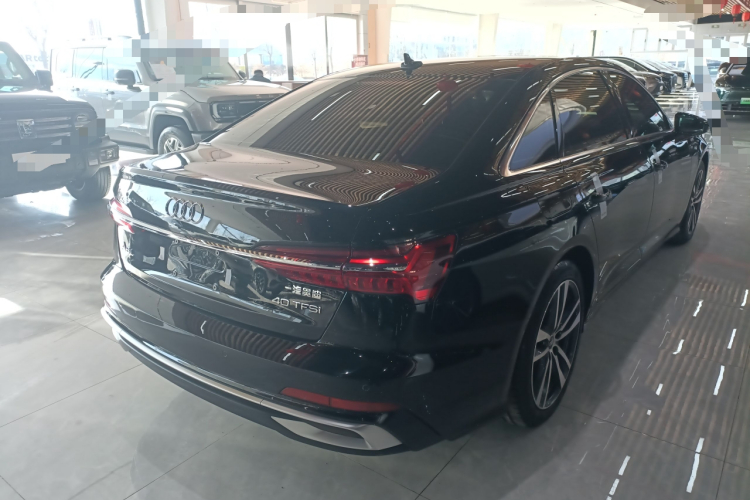 奥迪A6L 2025款 改款 40 TFSI 豪华动感型车身外观7
