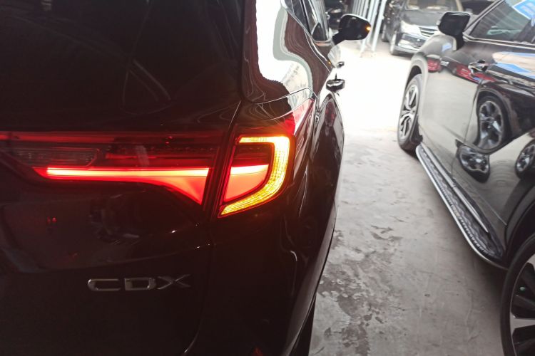 讴歌CDX 2016款 1.5T 两驱悦享版车身外观6001