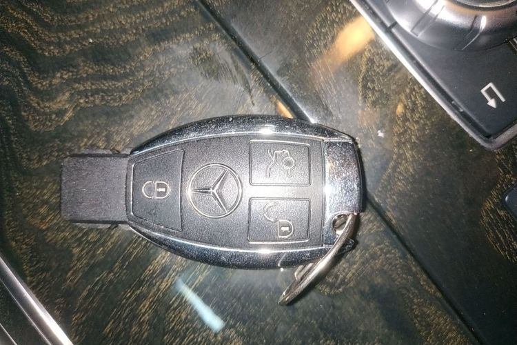 奔驰CLS 2016款 CLS 260 逸彩版中控内饰11