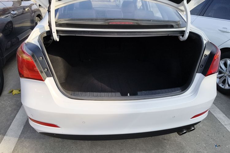 现代 名图 2016款 1.6T 自动智能型GLS机舱底盘23