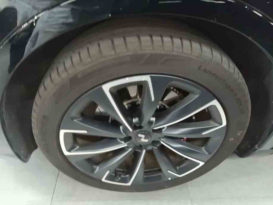 乐道L60 2025款 60kWh 后驱版(3)