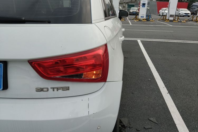 奥迪A1 2014款 30 TFSI Sportback时尚型车身外观6006