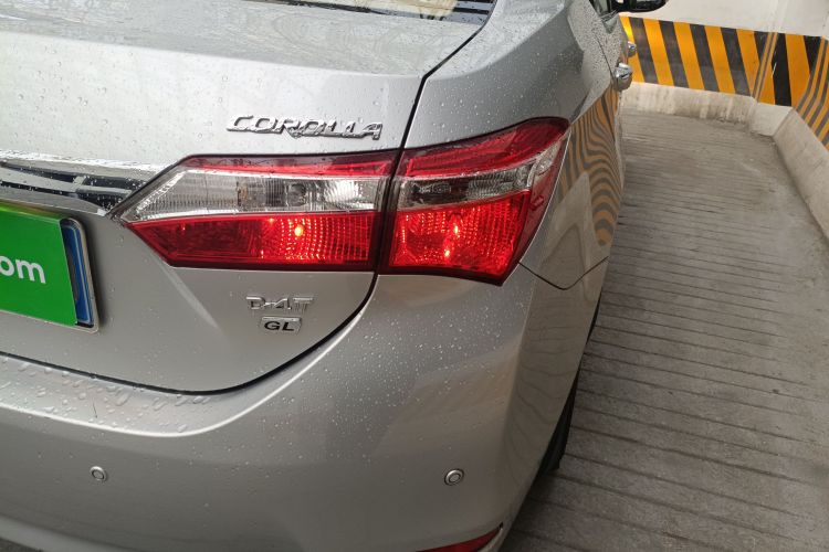 丰田 卡罗拉 2017款 1.2T CVT GL车身外观6006