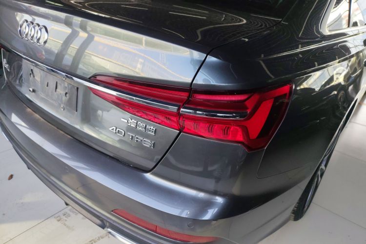 奥迪A6L 2019款 40 TFSI 豪华动感型车身外观6006