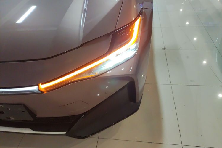 丰田bZ3 2023款 616km 长续航Premium车身外观36