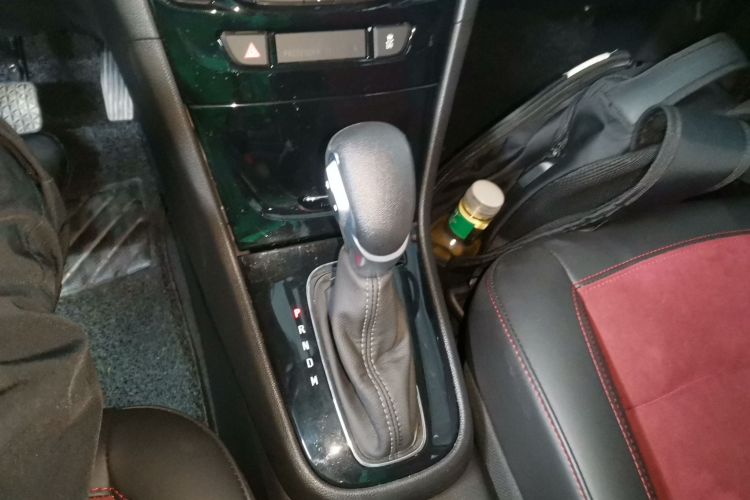 别克 昂科拉 2017款 18T 自动两驱都市精英型局部细节18