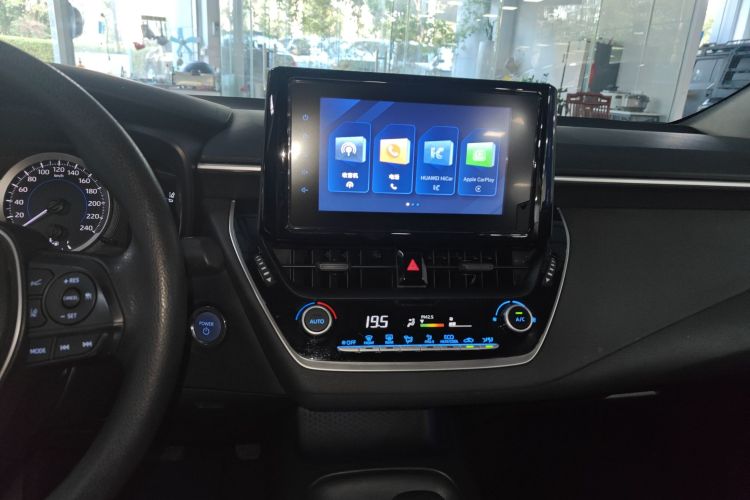 丰田 雷凌 2022款 双擎 1.8H E-CVT领先版局部细节16