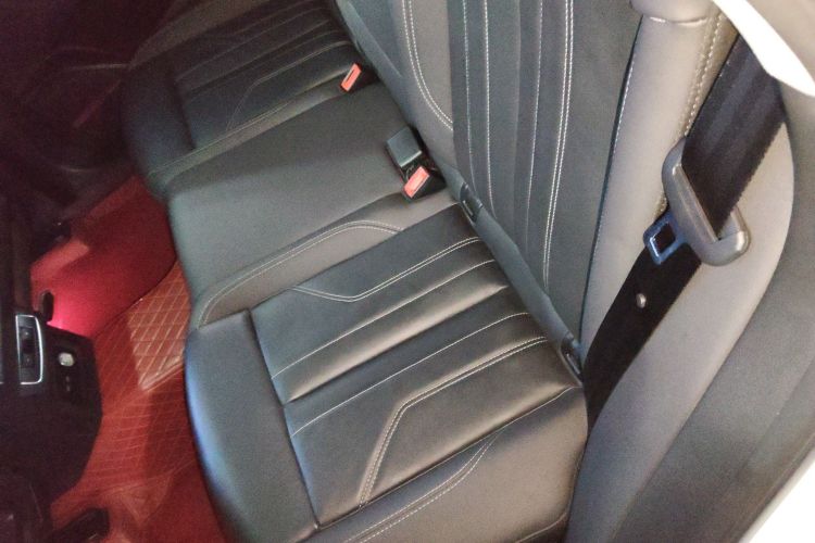 奥迪Q5L 2022款 45T 豪华动感型中控内饰21