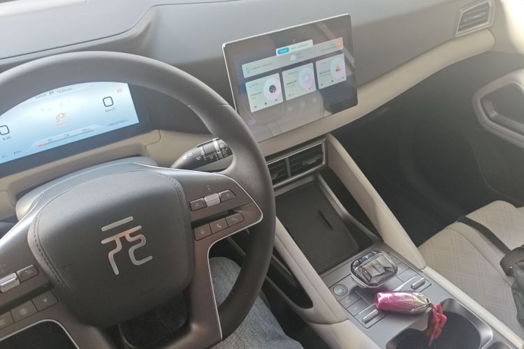 比亚迪 元UP 2024款 301KM 领先型中控内饰12