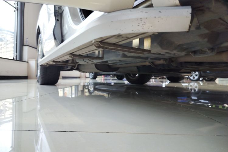 丰田 汉兰达 2018款 2.0T 四驱豪华版 7座 国VI局部细节9001