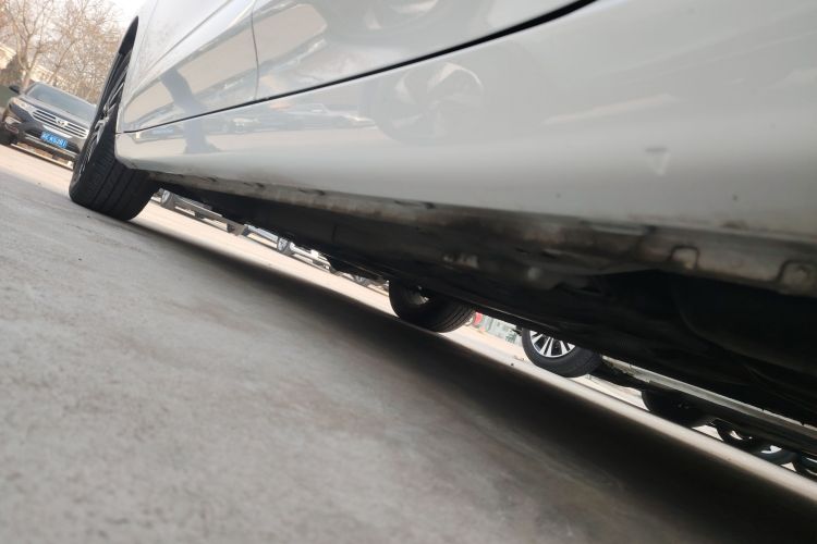 荣威i5 2021款 1.5L CVT铂金版局部细节9002