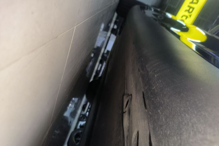 特斯拉 Model Y 2022款 改款 后轮驱动版局部细节9002